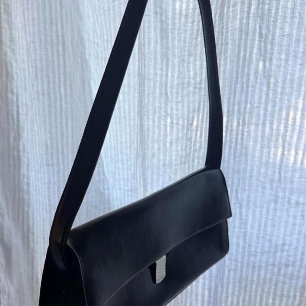 Nine West Vintage Y2K Black Shoulder Bag Silver Hardware Minimalist Baguette